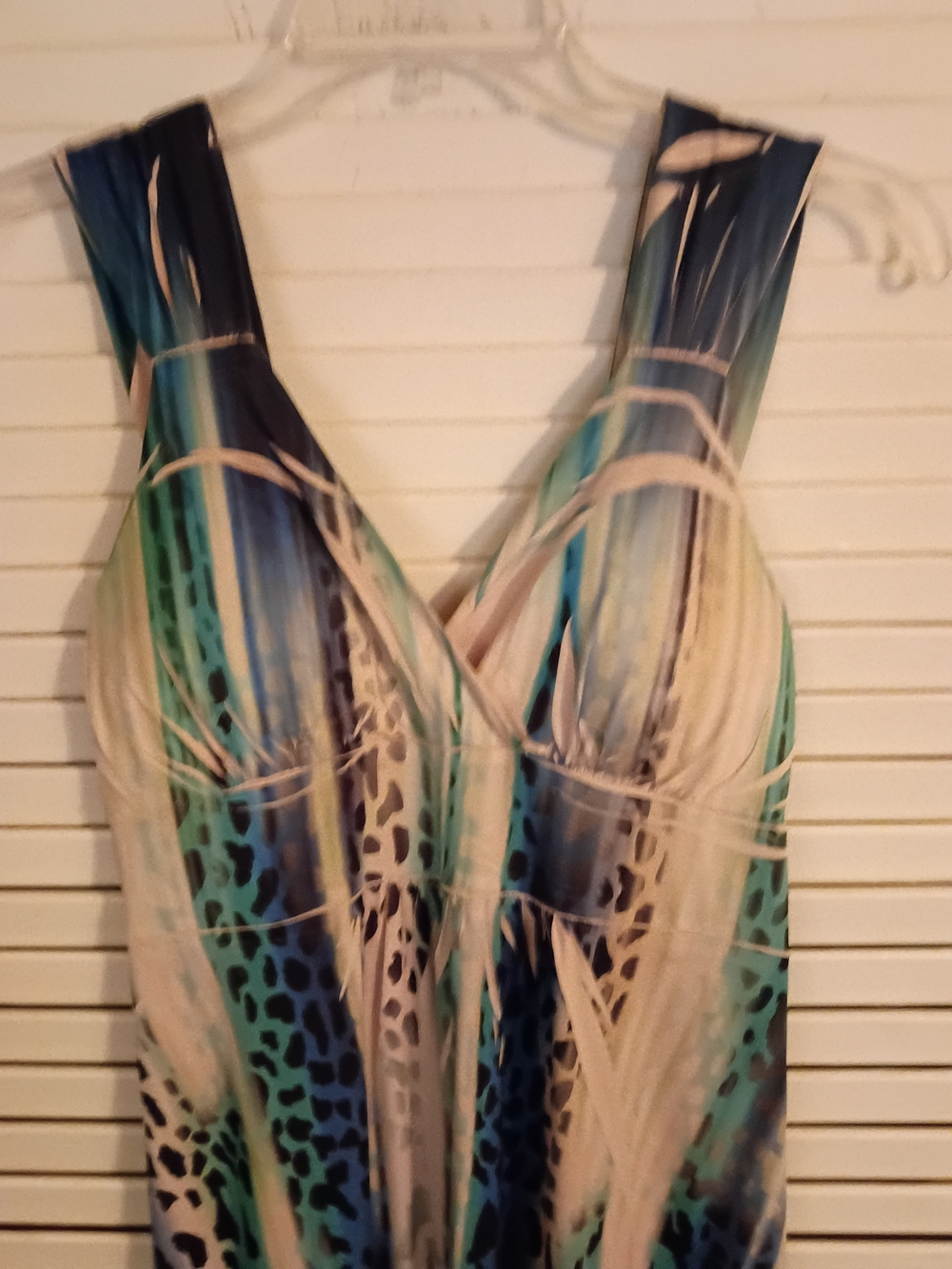 Sleeveless V-Neck Maxi Dress in Blue and Green Animal Print - Picture 3 of 6